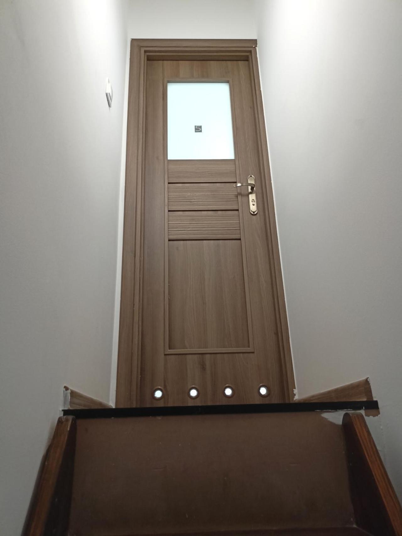 Lemuria Pokoje Hostel Chojnowska A Legnica Zewnętrze zdjęcie