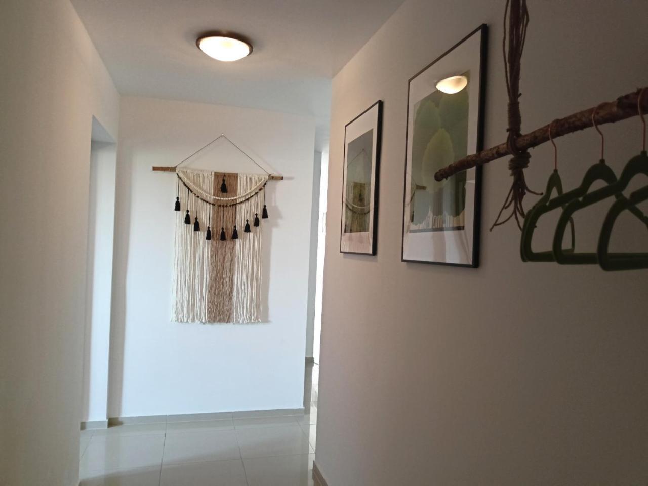 Lemuria Pokoje Hostel Chojnowska A Legnica Zewnętrze zdjęcie