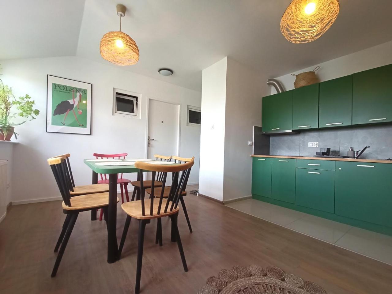 Lemuria Pokoje Hostel Chojnowska A Legnica Zewnętrze zdjęcie